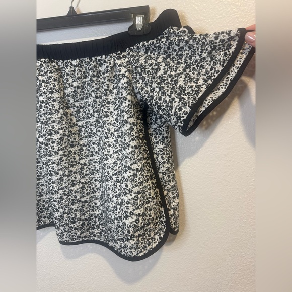 Rag & Bone Flavia Floral Print Off The Shoulder Eyelet Top Black White Size S - Picture 4 of 9